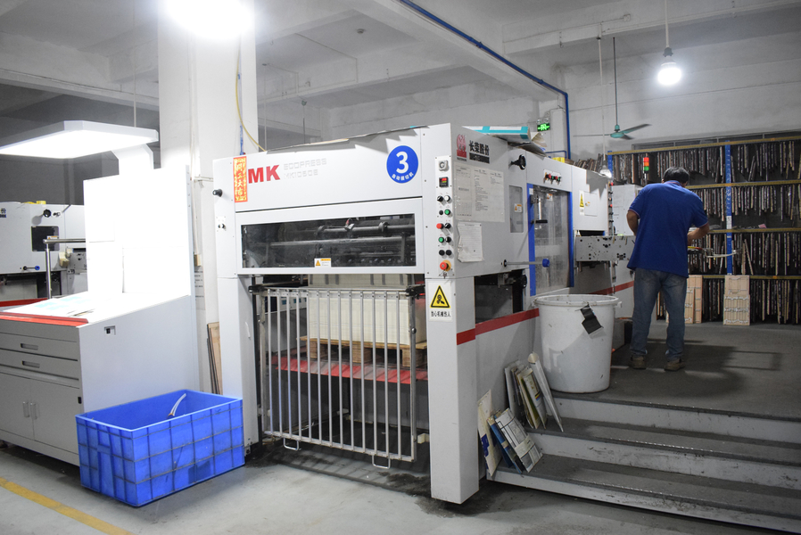 GUANGZHOU YM PACKAGE PRODUCTS CO.,LTD. 제조업체의 생산 라인