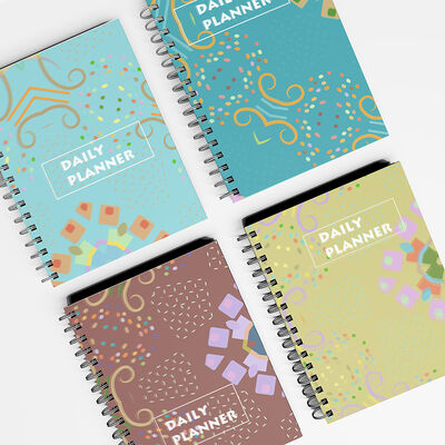 한 가지 주제 에 대한 고장형 나선형 노트북 은 회담 기록 과 개인 일기 를 작성 하는 데 적합 한 우아 한 스타일 특징 을 가지고 있다